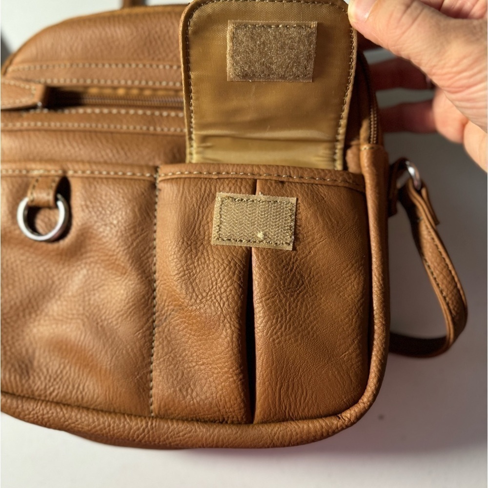 ST JOHNS BAY brown faux leather multi compartment crossbody bag - Picture 8 of 11